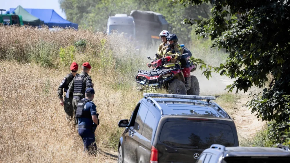 Mutmaßlicher russischer Marschflugkörper stürzt in Polen ab