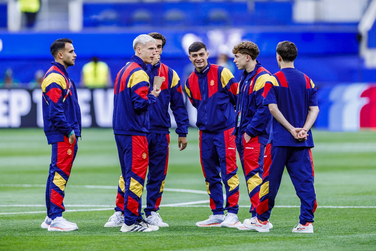 La España Z cambia de generación, no de identidad: ADN La Masía, el factor Lamine y el cambio de Champions por un Balón de Oro