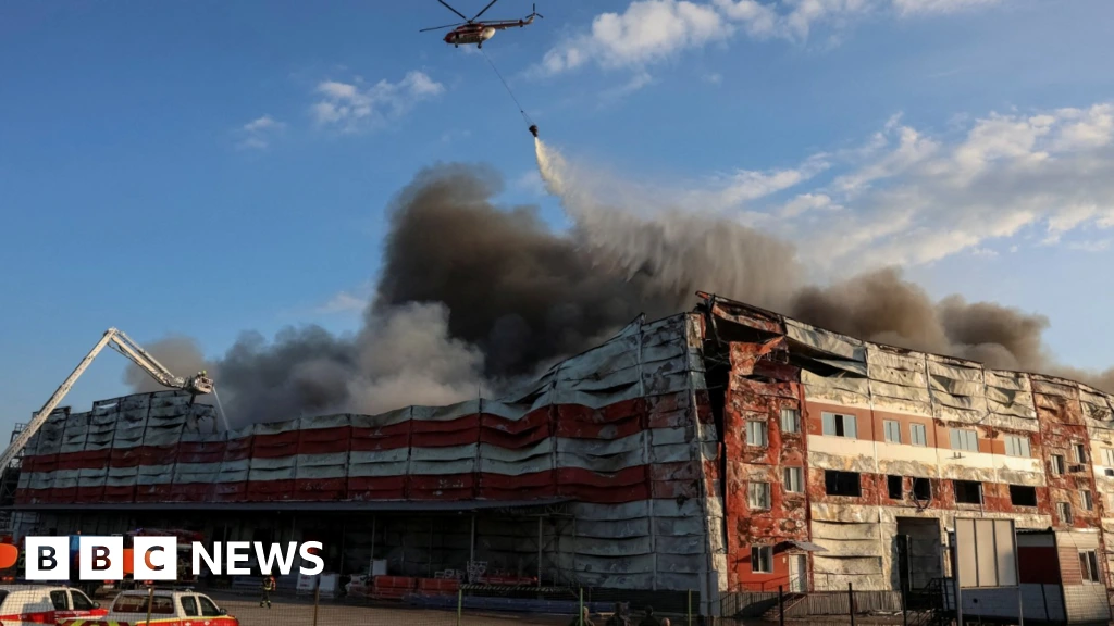 Russia launches major ballistic missile attack on Ukrainian cities