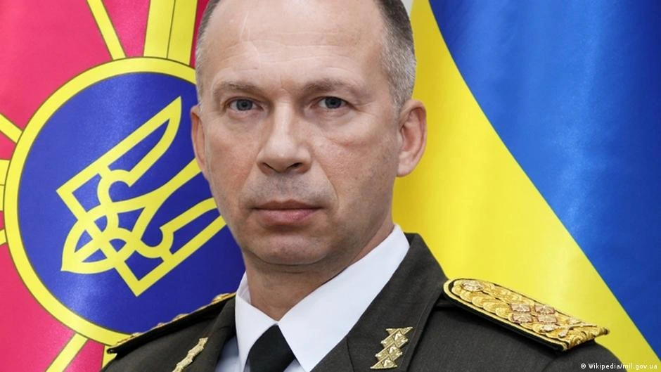 Zelenski anuncia que reemplazó al jefe del Ejército