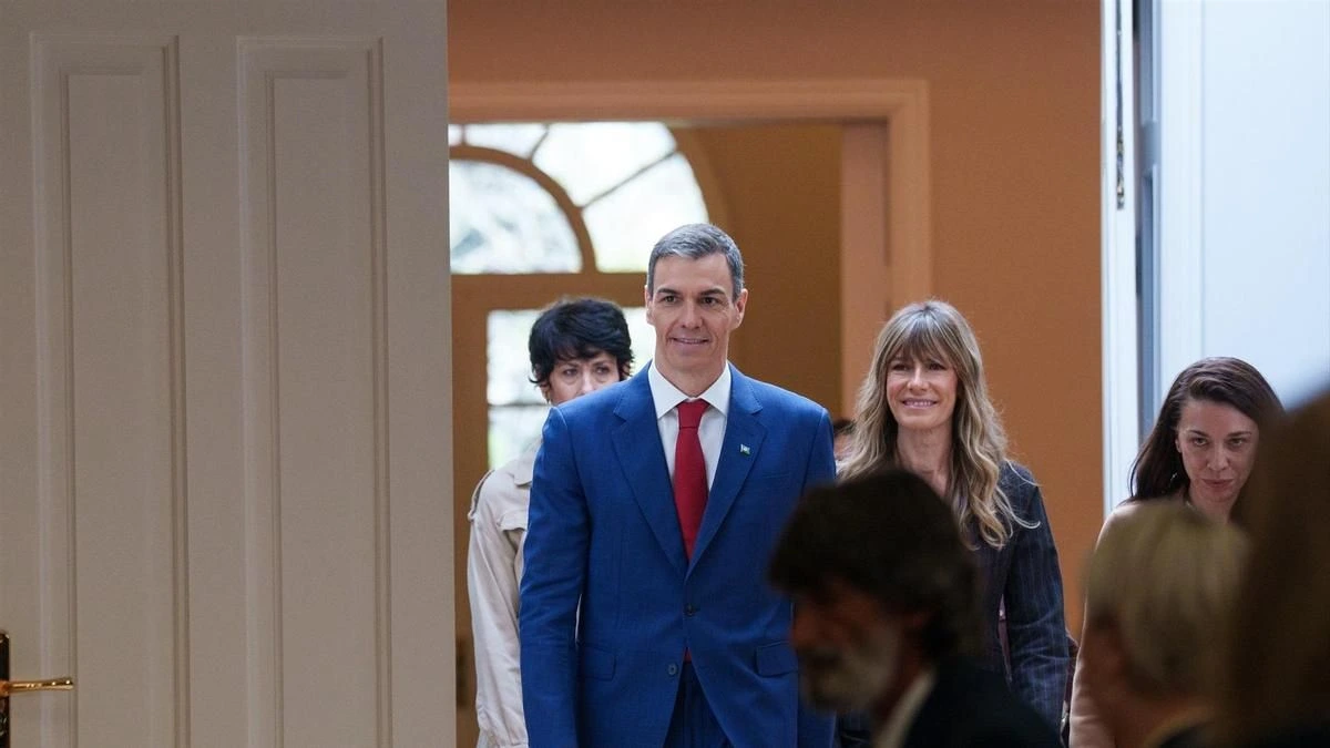El juez sustituto de Peinado permite viajar a Begoña Gómez a Londres pero no a la cumbre de la OTAN