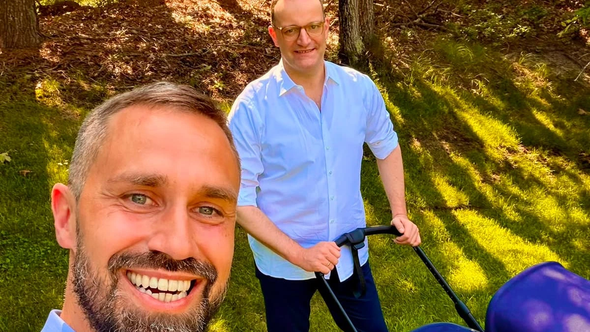 Mit Baby: Wo Familie Spahn Geburtstag feiert