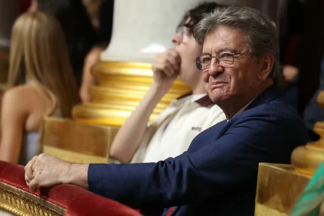 Présidentielle 2027 : Jean-Luc Mélenchon présente son projet d’« écorégions » pour remplacer les régions actuelles et « introduire l’eau dans le débat »