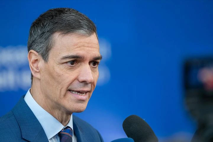Pedro Sánchez saca pecho en la OTAN pese a los ataques de Trump y minimiza sus críticas: "España ha cumplido con creces"