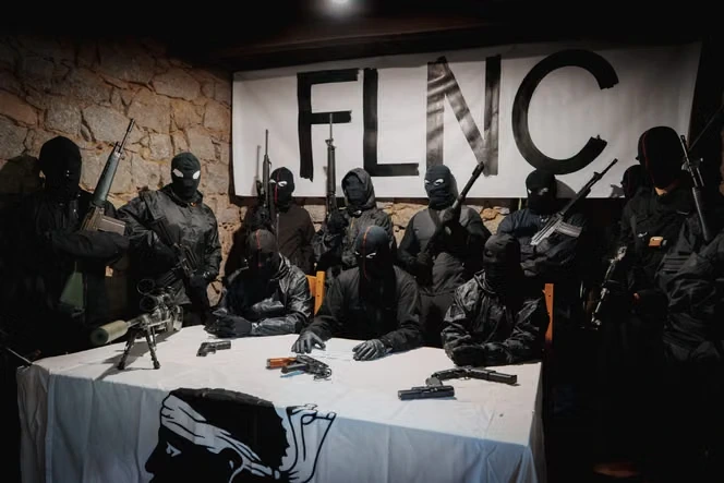 Le FLNC radicalise son discours en menaçant « les non-Corses » lors d’une conférence de presse clandestine