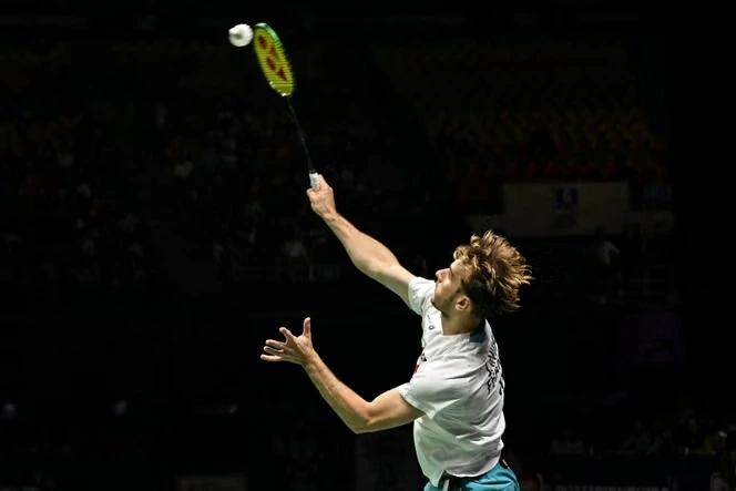 Championnats du monde de badminton : Alex Lanier remporte l’or du simple messieurs et parachève la belle histoire de l’équipe de France dans cette édition 2026
