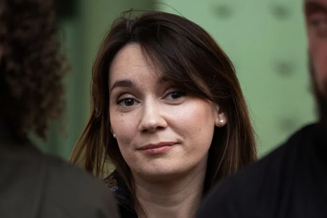 Xenia Fedorova : la justice administrative rejette un recours de la propagandiste pro-Poutine contre son arrêté d’expulsion