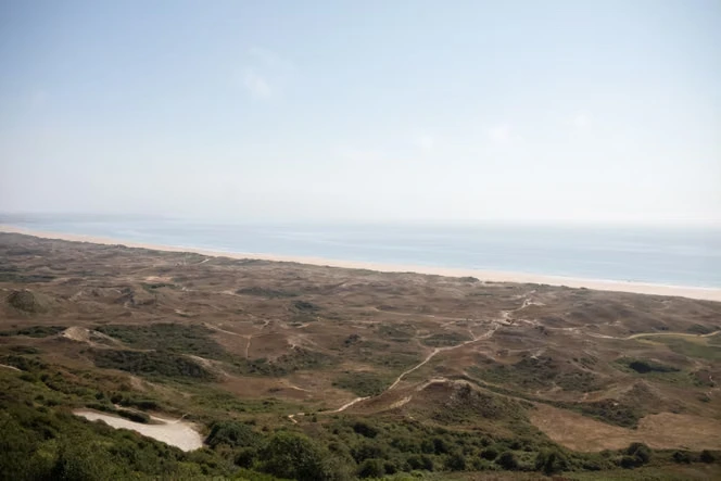 Deux marins portés disparus après le naufrage d’un chalutier français dans la Manche