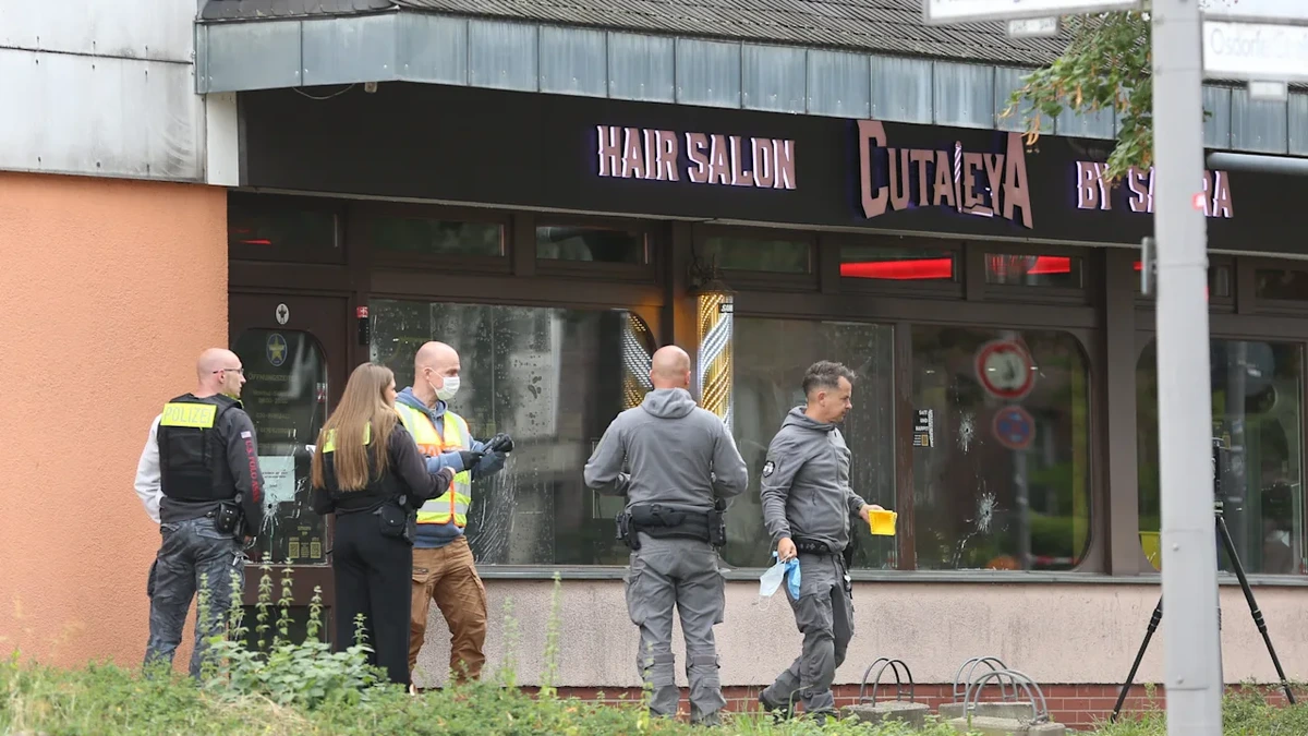 Wieder Gewalt in Berlin: Schüsse auf Friseurladen von Rapper Samra