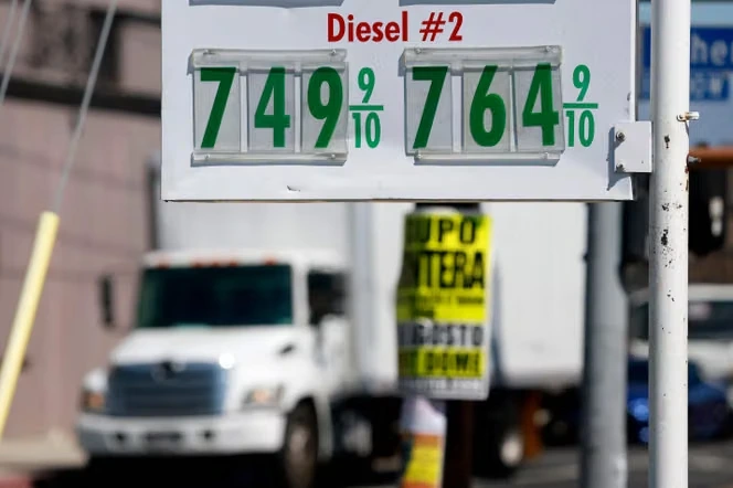 Les prix du diesel, doublement affectés par le conflit au Moyen-Orient et la guerre en Ukraine, continuent de grimper