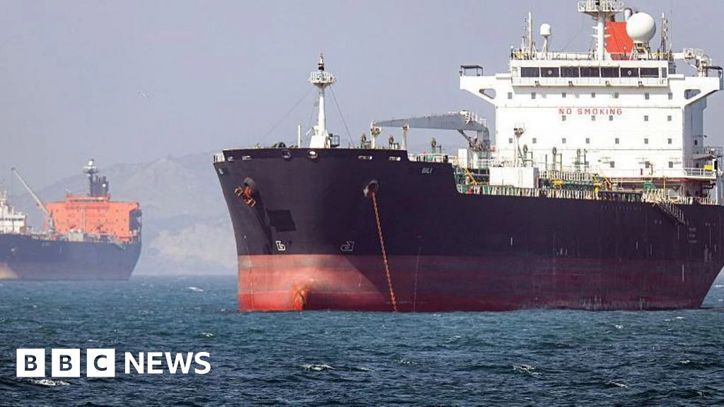 Oil prices fall on hopes Strait of Hormuz could reopen