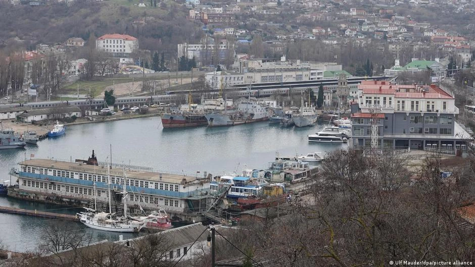 Militar ruso mata a cuatro personas en Crimea