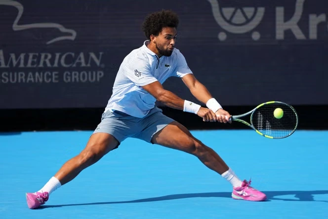 Arthur Fils remporte le Masters 1000 de Cincinnati, la première victoire d’un Français dans cette catégorie du circuit ATP depuis 2014