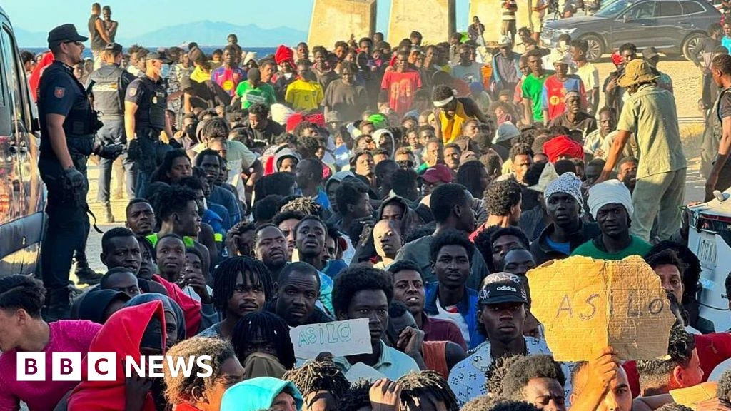 EU commends Spain's 'swift response' to Ceuta migrant crisis