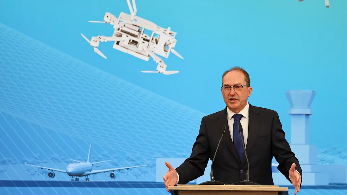 Neue Drohnen-Gefahr: Dobrindt eröffnet Sicherheitszentrum in Cochstedt