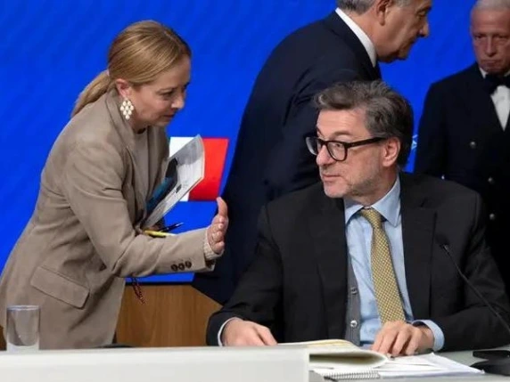 Manovra 2027, dall’Irpef più leggera all’età (bloccata) della pensione e tredicesima senza tasse: la lista dei desideri dei partiti