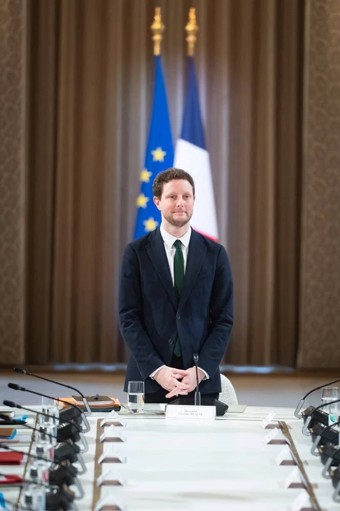 Le Haut-Commissariat à la stratégie et au plan plaide pour des services publics moins nombreux mais de meilleure qualité