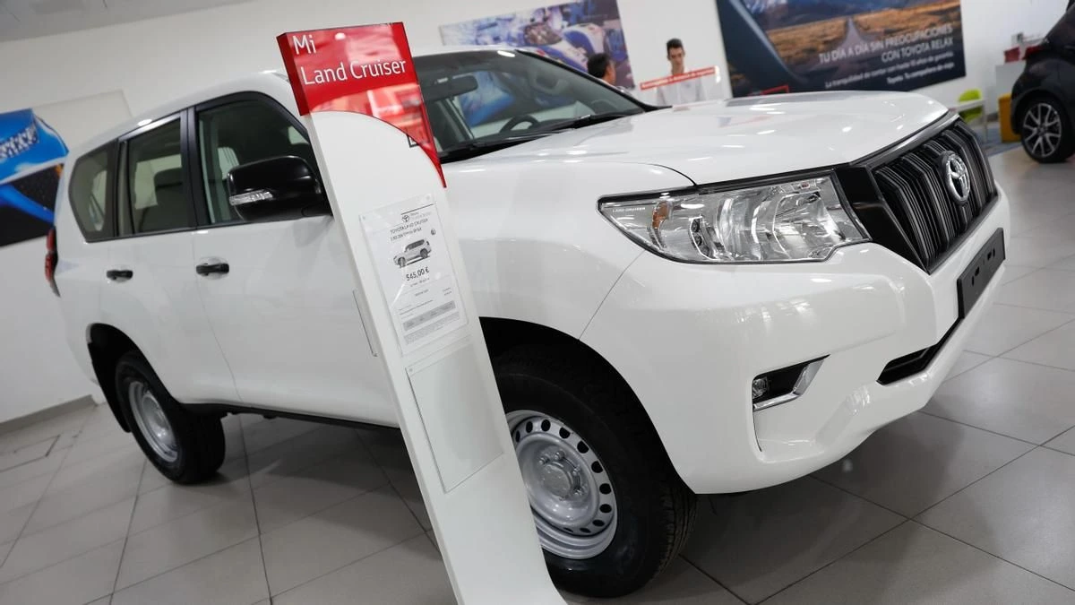 Las matriculaciones de coches vuelven a subir con fuerza en agosto