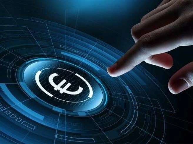 Euro digitale, primo test dal 2027: come funzionerà, a cosa serve e quali saranno i limiti