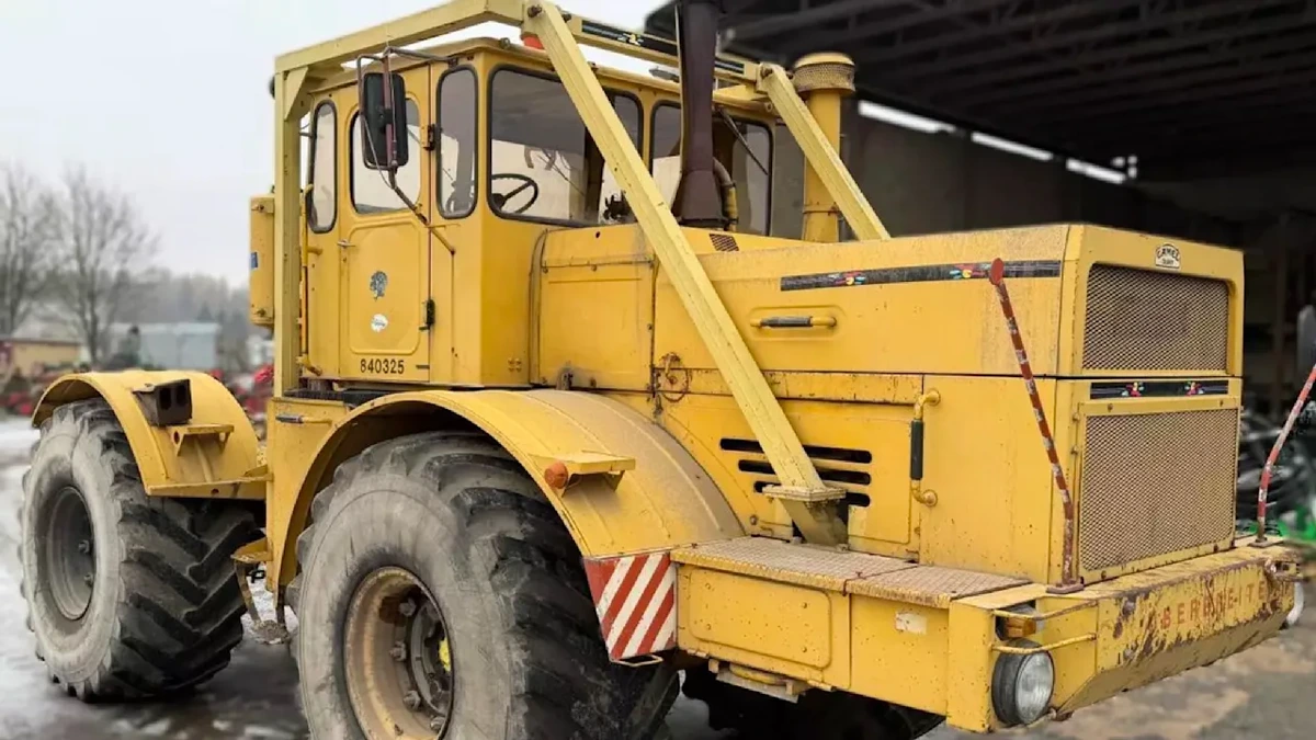 Wie viel er heute noch kostet: Alter DDR-Traktor zum Verkauf angeboten