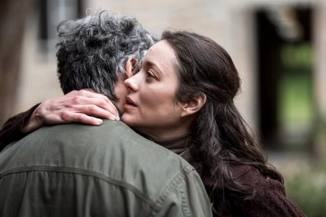 Avec « Karma », Guillaume Canet entraîne sa famille décomposée dans la folie sectaire