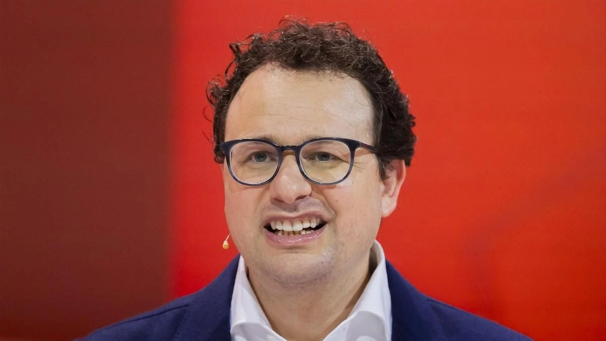 Anthropic donará 42.000 millones para aplacar el rechazo a la IA ante su histórica salida a Bolsa