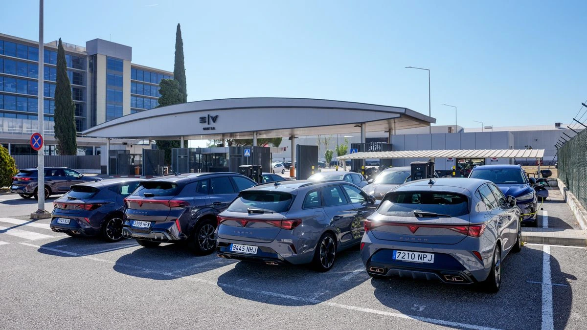 UGT y CCOO de Seat avisan a Volkswagen ante su plan de congelación salarial: “No aceptaremos la agresión”
