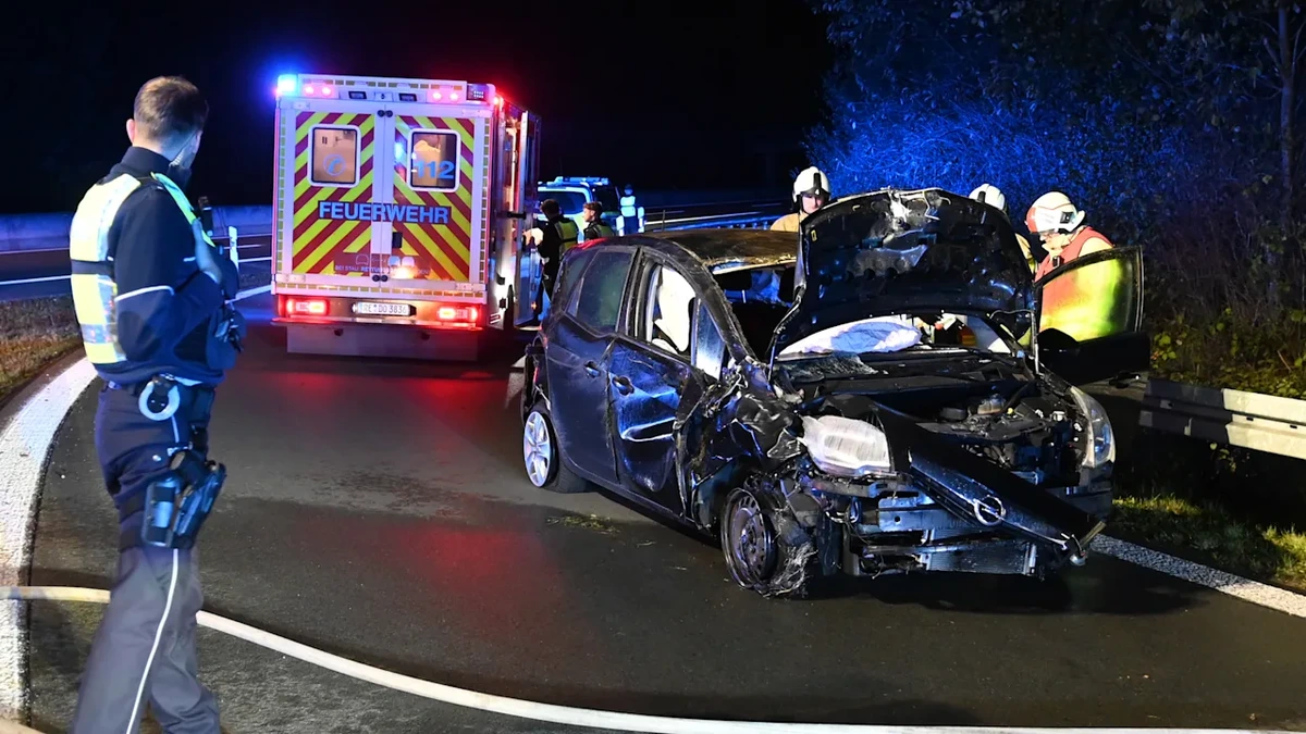 Geisterfahrt nach Überschlag! Unfall auf A31
