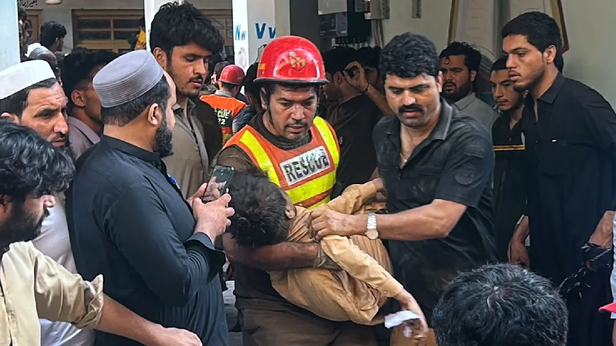 Schule eingestürzt! 28 tote Kinder in Pakistan