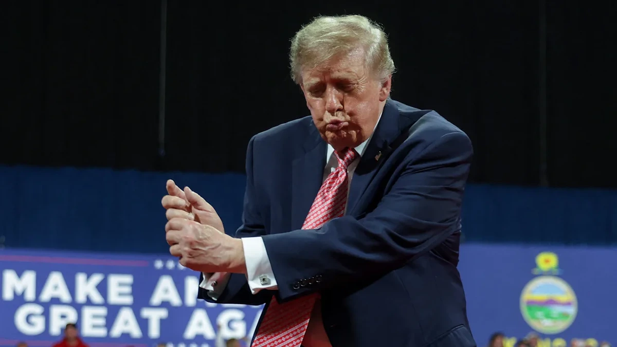 Donald Trump schwärmt plötzlich über Männerkörper – wilde Gerüchte!