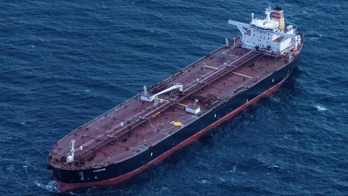 Zwischenfall vor Rügen: Tanker mit Öl aus Russland treibt auf der Ostsee