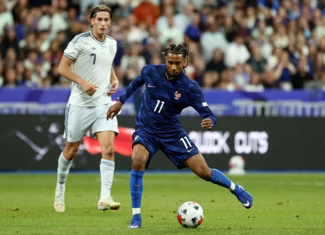 France-Italie : soirée frustrante pour les Bleus, malgré le retour triomphal de Zidane au Stade de France