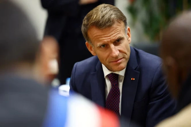 Emmanuel Macron dénonce une « désinhibition du racisme » et de « l’antisémitisme », visant le RN et LFI
