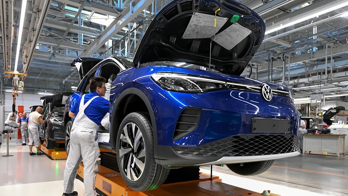 Wegen Brandgefahr: VW ruft weltweit mehr als 70.000 E-Autos zurück