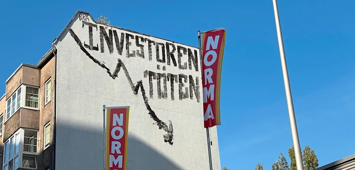 Polizei ermittelt wegen „Investoren töten“-Graffito am Kottbusser Tor